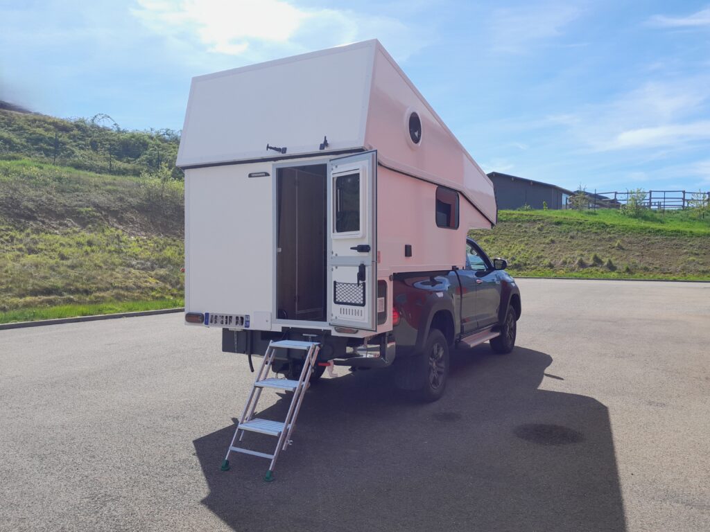 Bravo Cellule voyage Toyota Hilux