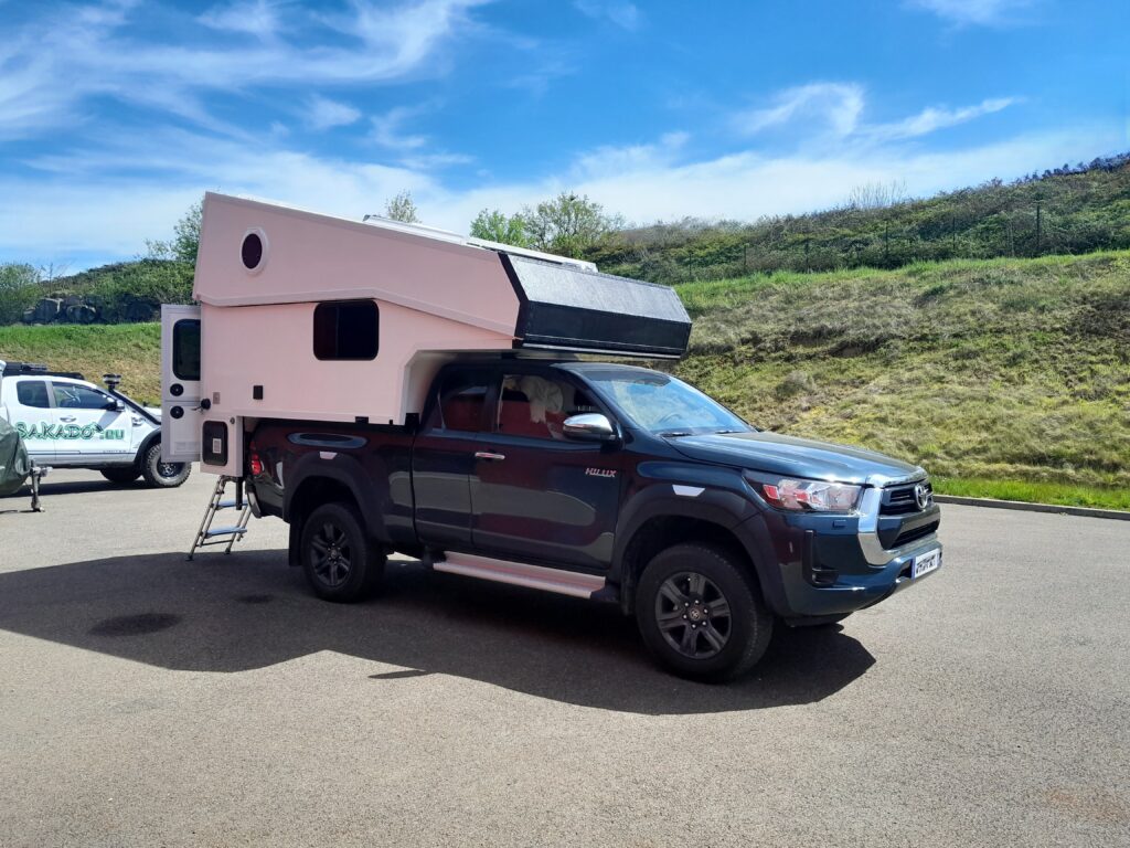 Bravo Cellule voyage Toyota Hilux