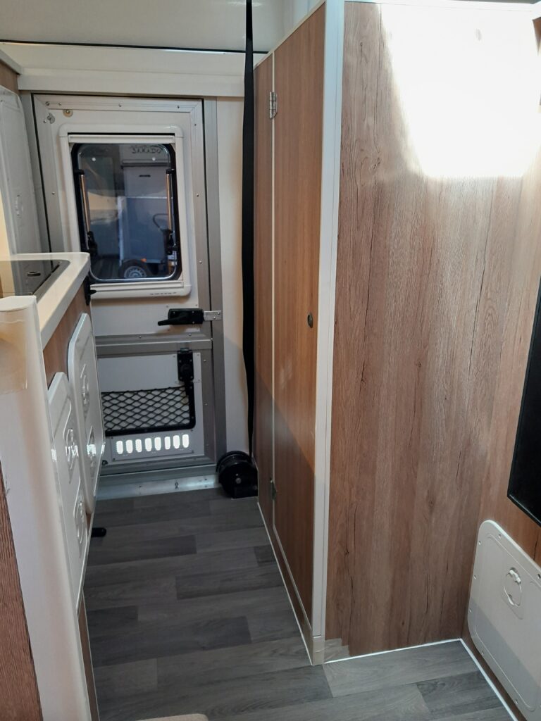 Bravo Cellule voyage Toyota Hilux